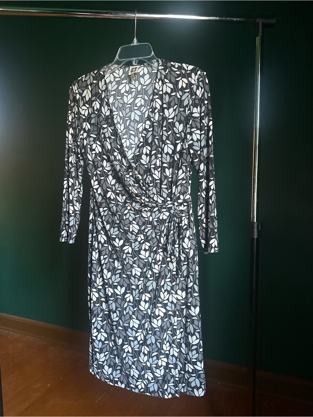 Anne Klein Black and White Leaf-Print Wrap Dress